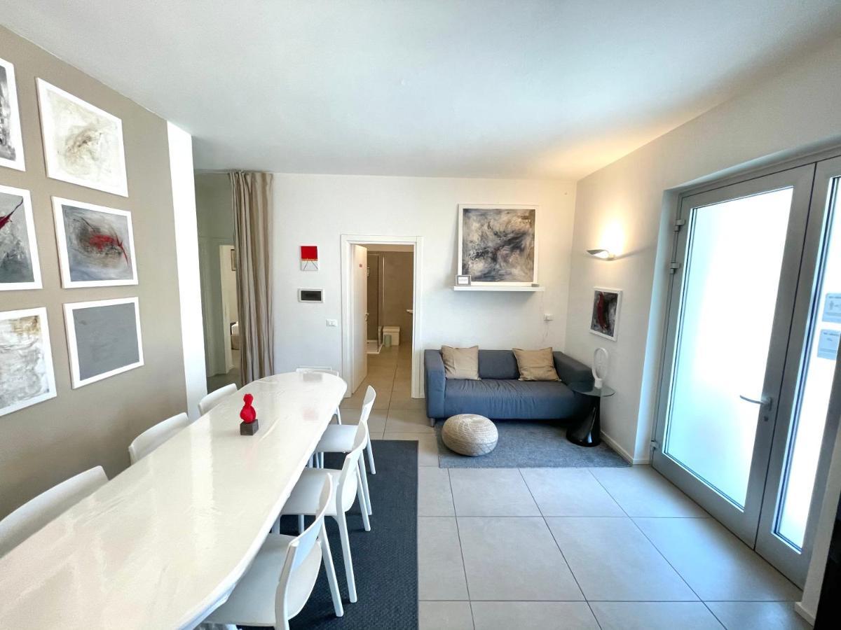 Carly'S Rooms Torbole Sul Garda Extérieur photo
